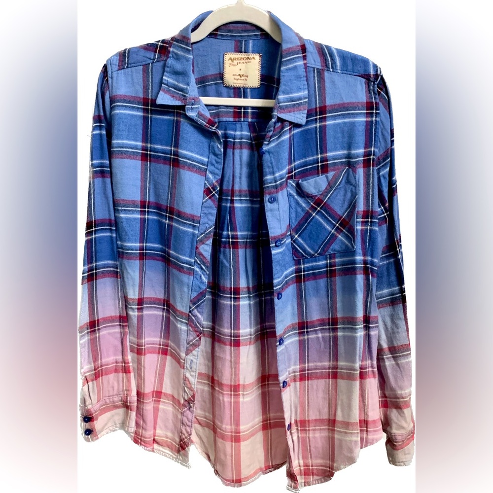 Arizona Blue and Pink Ombre Plaid Shirt Size Medium